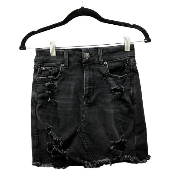 American Eagle Curvy Hi Rise Mini Jean Skirt Size 0 Next Level Stretch Black - Picture 1 of 10
